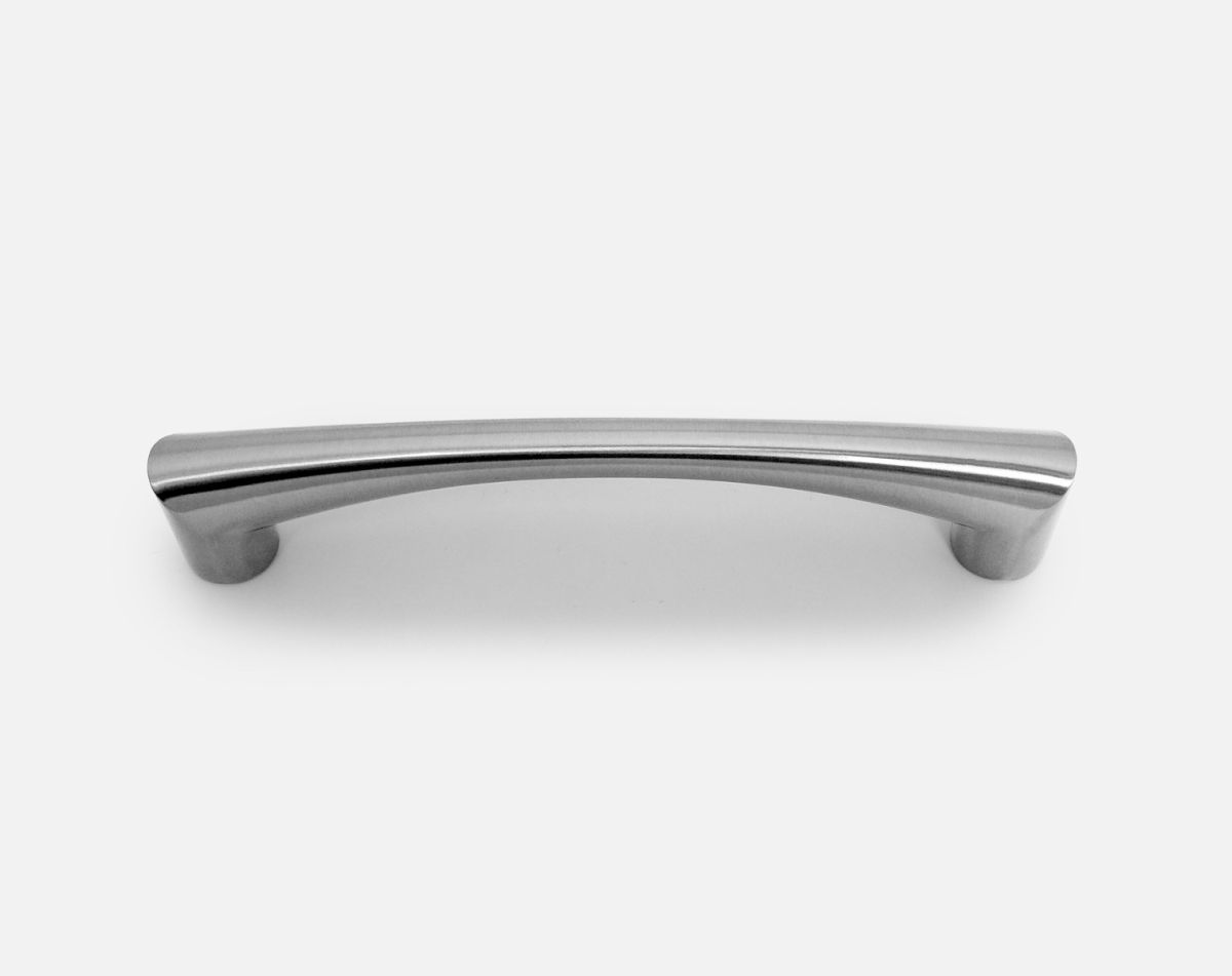 Bow handle, brushed steel